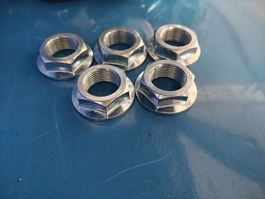 Flange F15 F70 Automotive  Auto Nuts Front Differential Universal Auto Nuts And Bolts